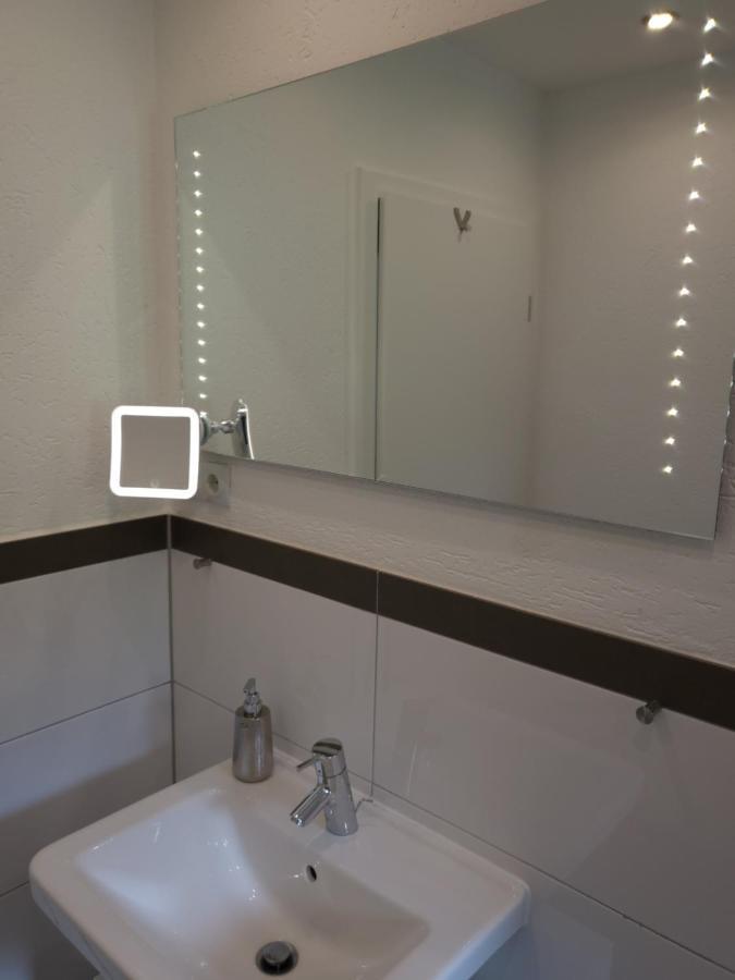 Ferienwohnung Saturn Mülheim an der Ruhr Eksteriør bilde